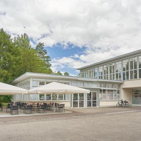 Готель Bata Club Haus Mohlin Екстер'єр фото