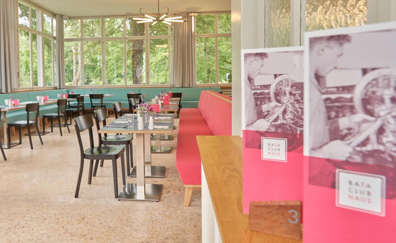 Готель Bata Club Haus Mohlin Екстер'єр фото
