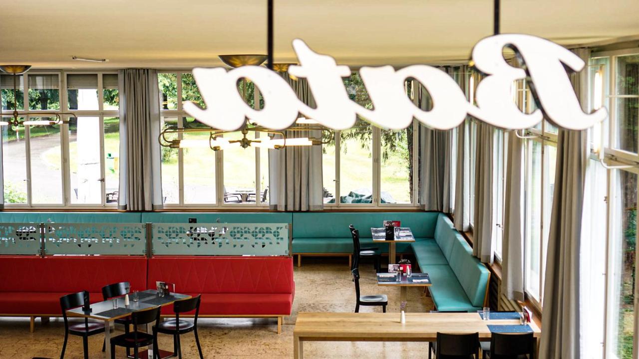 Готель Bata Club Haus Mohlin Екстер'єр фото